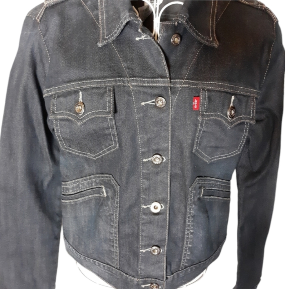 Levi's Vintage Denim Trucker Jean Jacket NWOT SZ Junior M